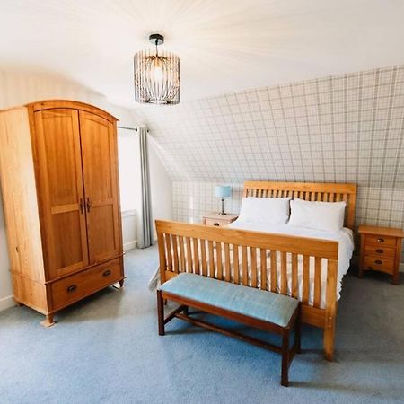 Factors House - A Comfy Cottage In Countryside Park With Wifi And Access To Bar And Pool 퍼스 외부 사진