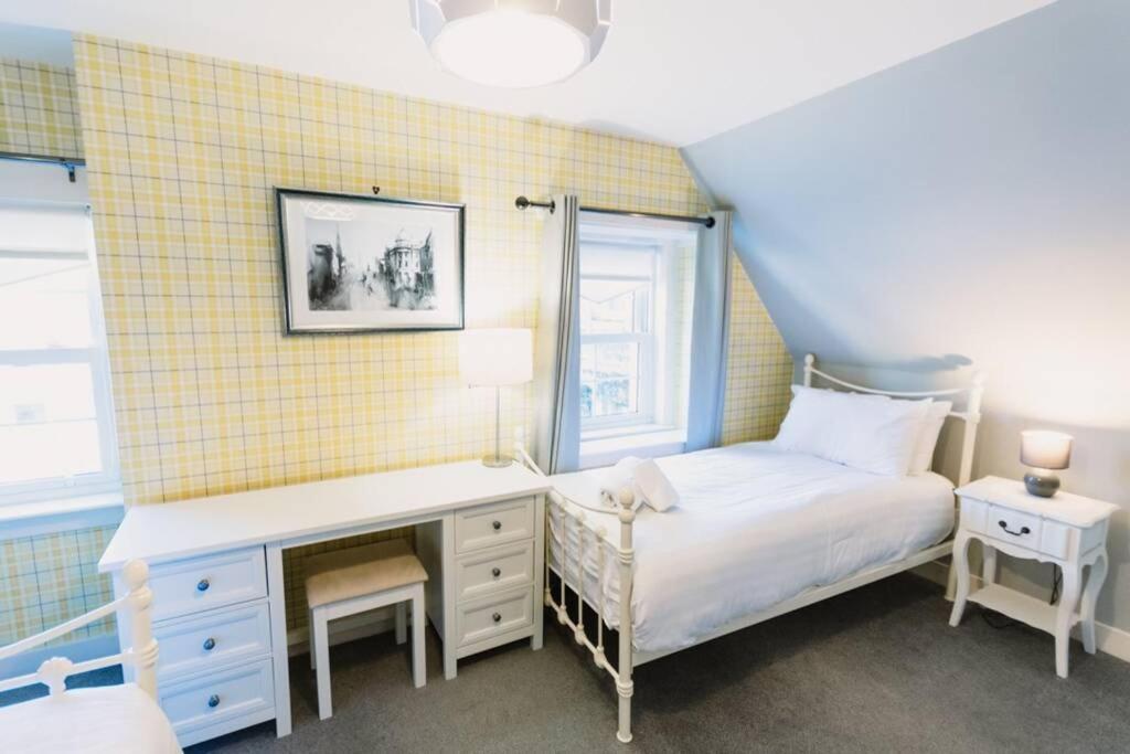 Factors House - A Comfy Cottage In Countryside Park With Wifi And Access To Bar And Pool 퍼스 외부 사진