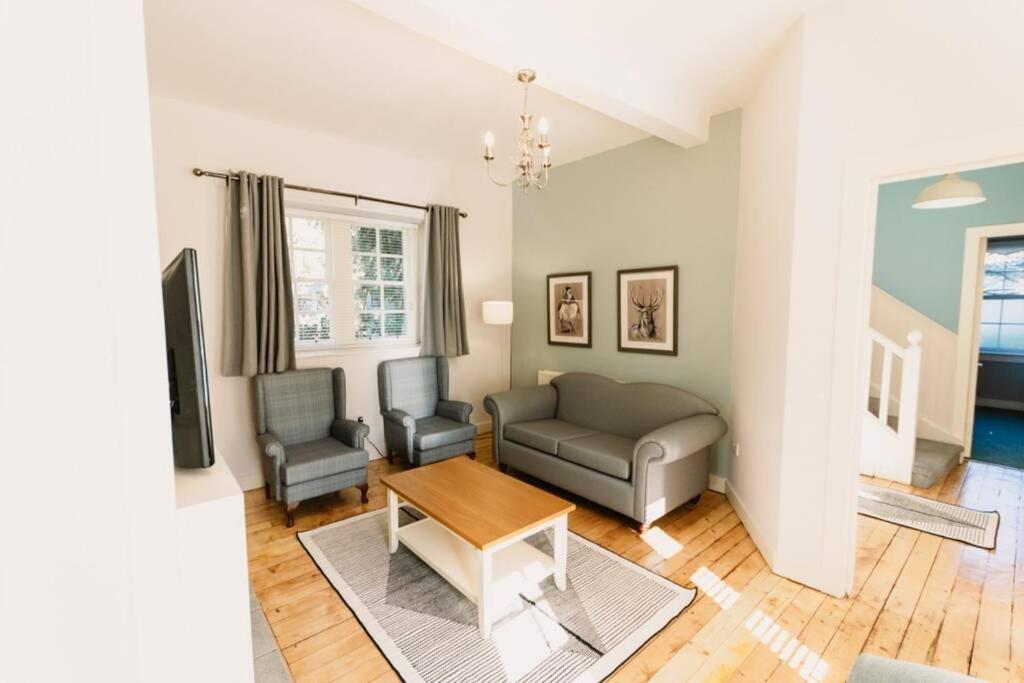 Factors House - A Comfy Cottage In Countryside Park With Wifi And Access To Bar And Pool 퍼스 외부 사진