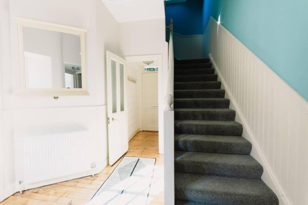 Factors House - A Comfy Cottage In Countryside Park With Wifi And Access To Bar And Pool 퍼스 외부 사진