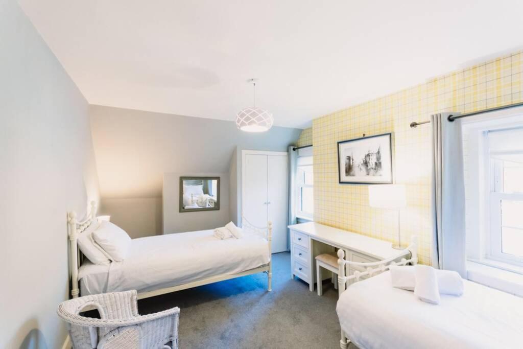 Factors House - A Comfy Cottage In Countryside Park With Wifi And Access To Bar And Pool 퍼스 외부 사진